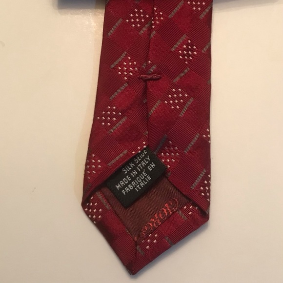 GIORGIO ARMANI square print 100% silk tie Cravette burgundy handmade in Italy - Picture 7 of 8